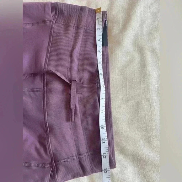 Under Armour Fitted High Rise Ankle Legging Purple NWT - Picture 10 of 11